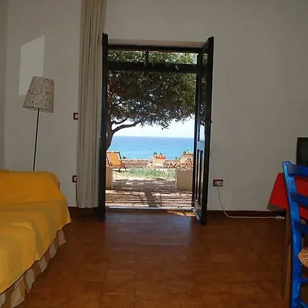 Villa Alabe - Waterfront Apartments In Bosa Porto Alabe Tresnuraghes Exterior foto