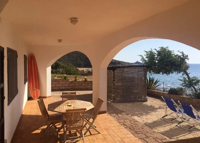 Villa Alabe - Waterfront Apartments In Bosa Porto Alabe