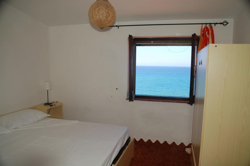 Villa Alabe - Waterfront Apartments In Bosa Porto Alabe *