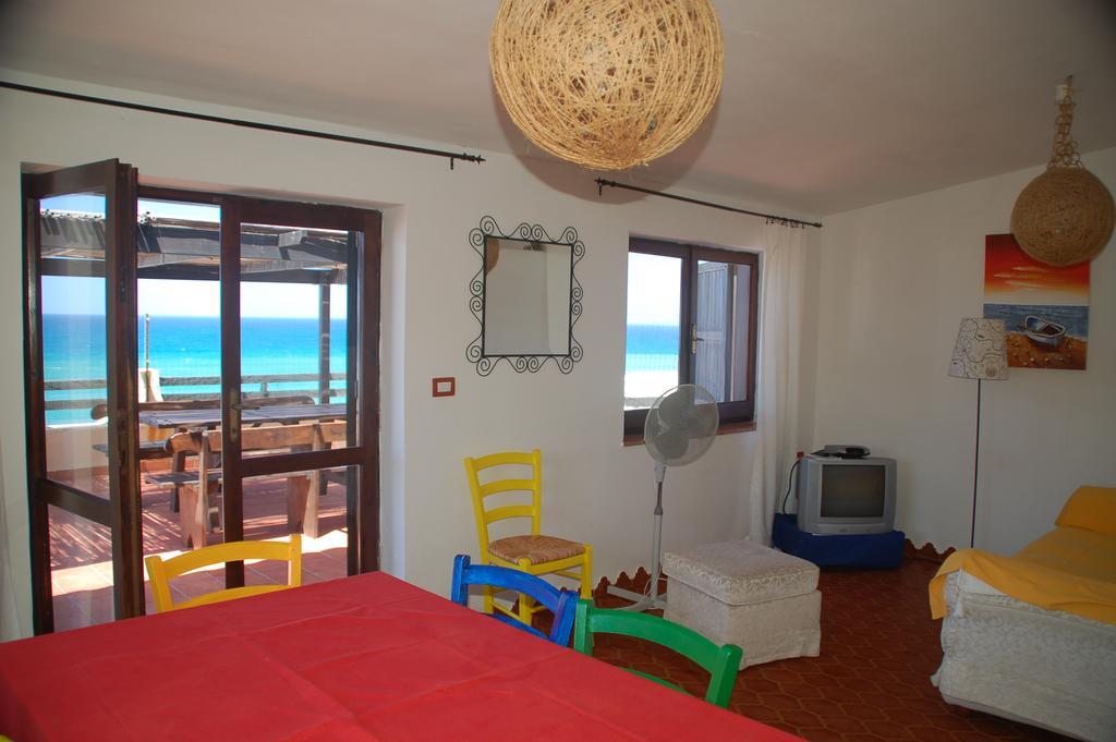 Villa Alabe - Waterfront Apartments In Bosa Porto Alabe *