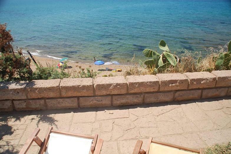 Villa Alabe - Waterfront Apartments In Bosa Porto Alabe